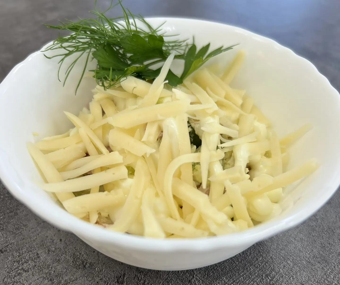 Моника